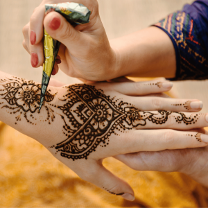Professional Bridal Mehendi & Henna Art Services in Dhaka | Bikolpo.xyz